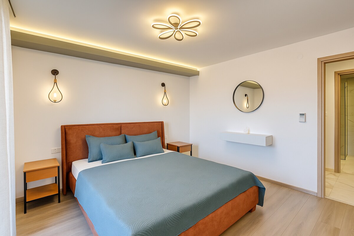 Deluxe Double Room from another angle